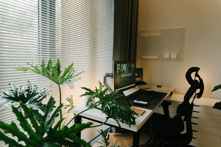Creating a Relaxing and Productive Home Workspace: Practical Tips