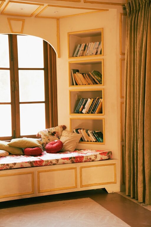 Tips for Creating a Cosy and Inviting Reading Nook at Home